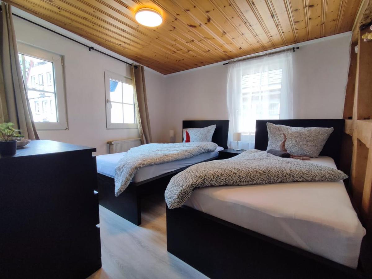 Innenstadt Mit Dachterasse, Grill, Bis 8 Personen, 3 Sz