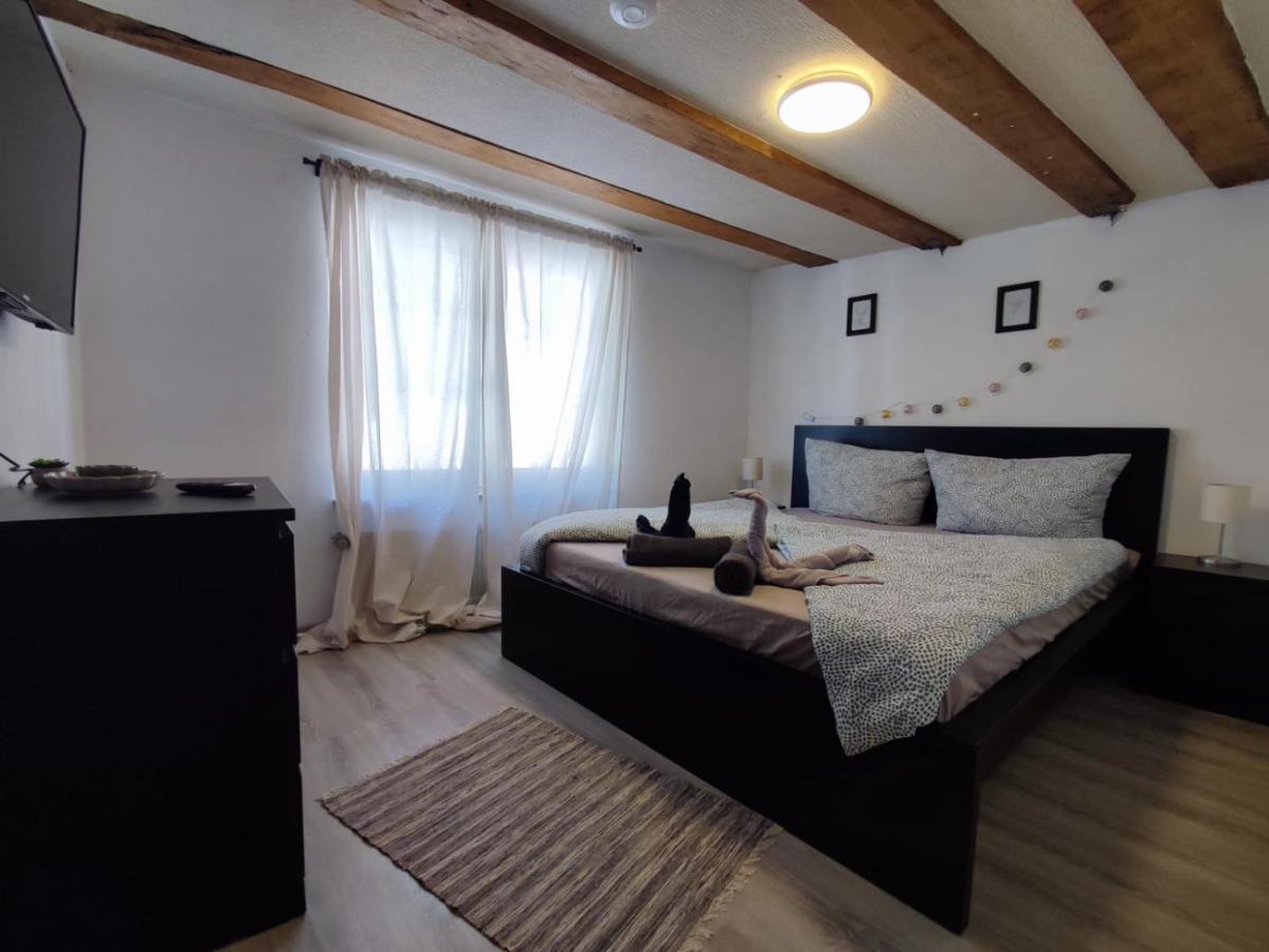 Innenstadt Mit Dachterasse, Grill, Bis 8 Personen, 3 Sz Apartment Cochem
